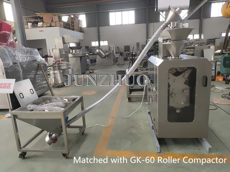 Flexible screw conveyor